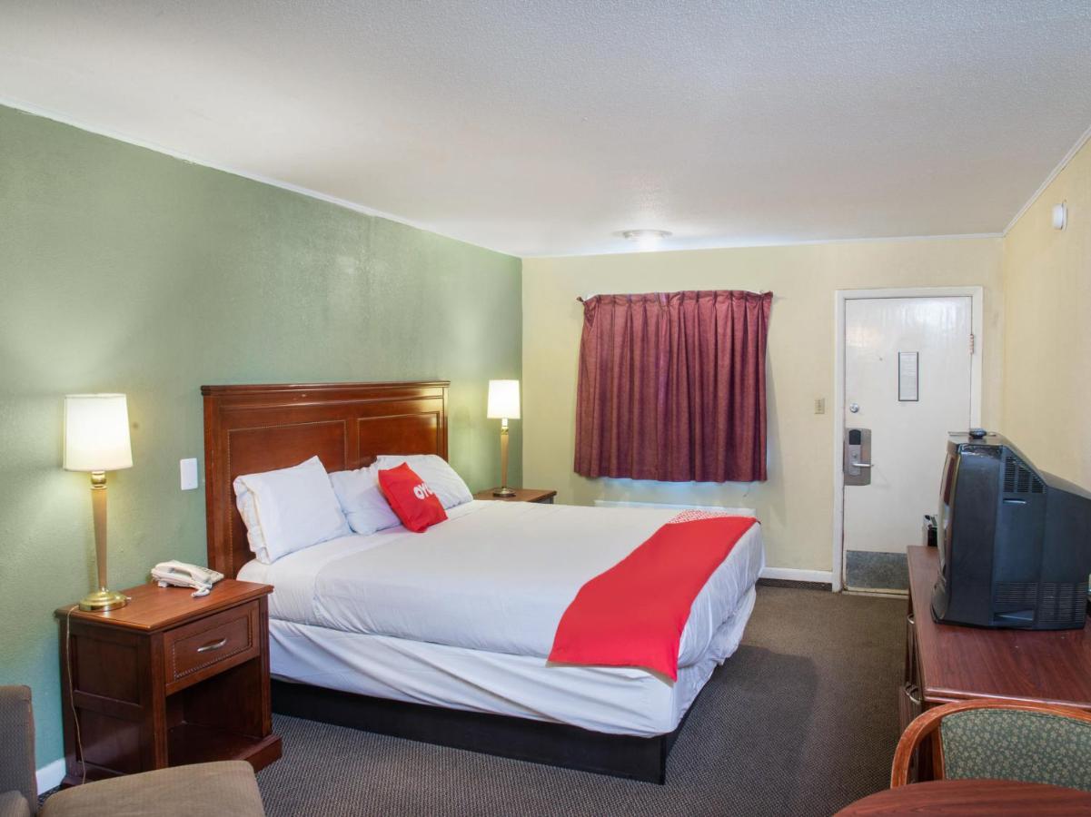 Rest Inn - Extended Stay, I-40 Airport, Wedding & Event Center Amarillo Exterior foto